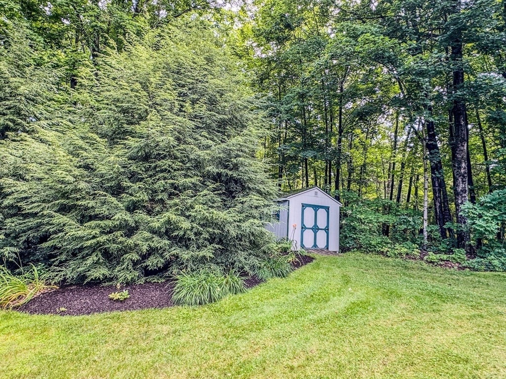 29 Glenwood Avenue, Northfield, MA, 29 Glenwood Avenue, Northfield, MA Photo #36