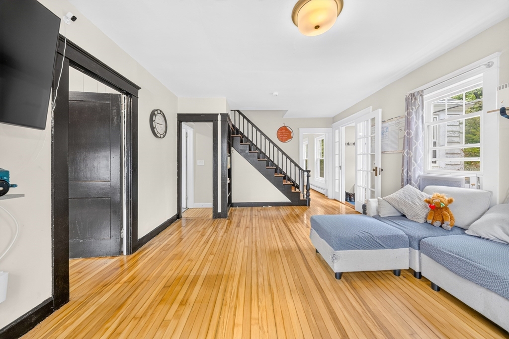 15-17 Pleasant St