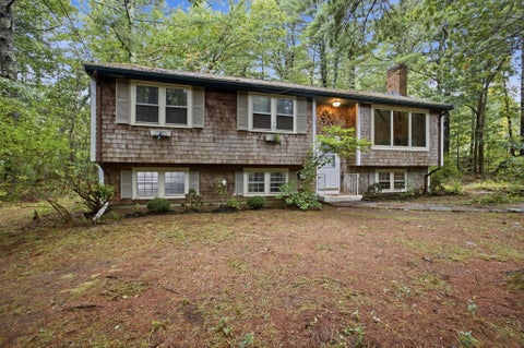Photo of 707 Mayflower St, Duxbury, MA 02332 (MLS # 73586364)