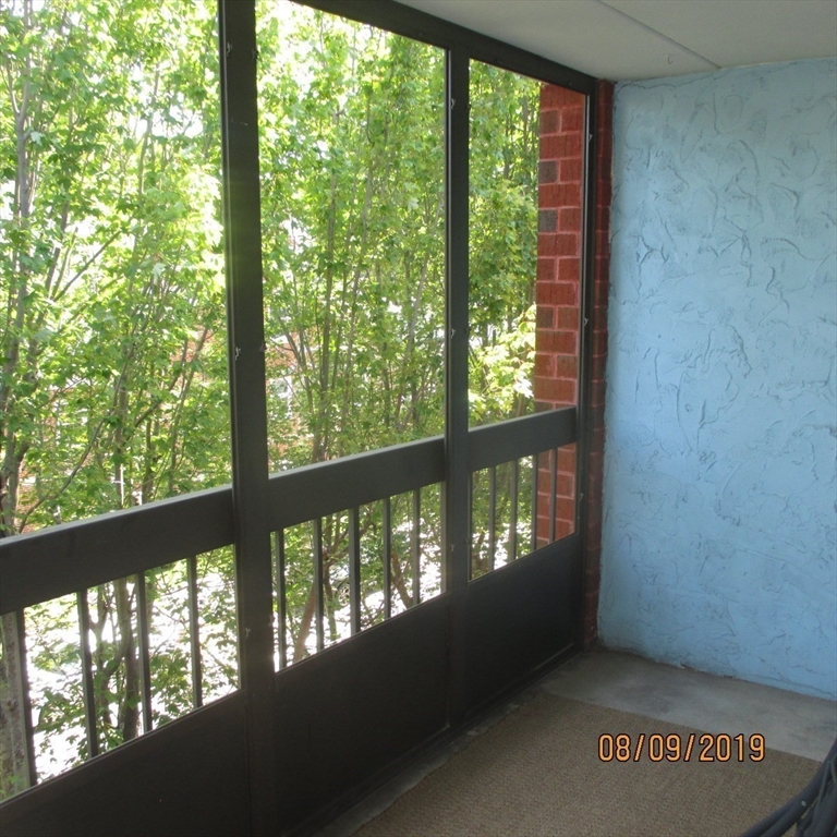 180 Green Street 413