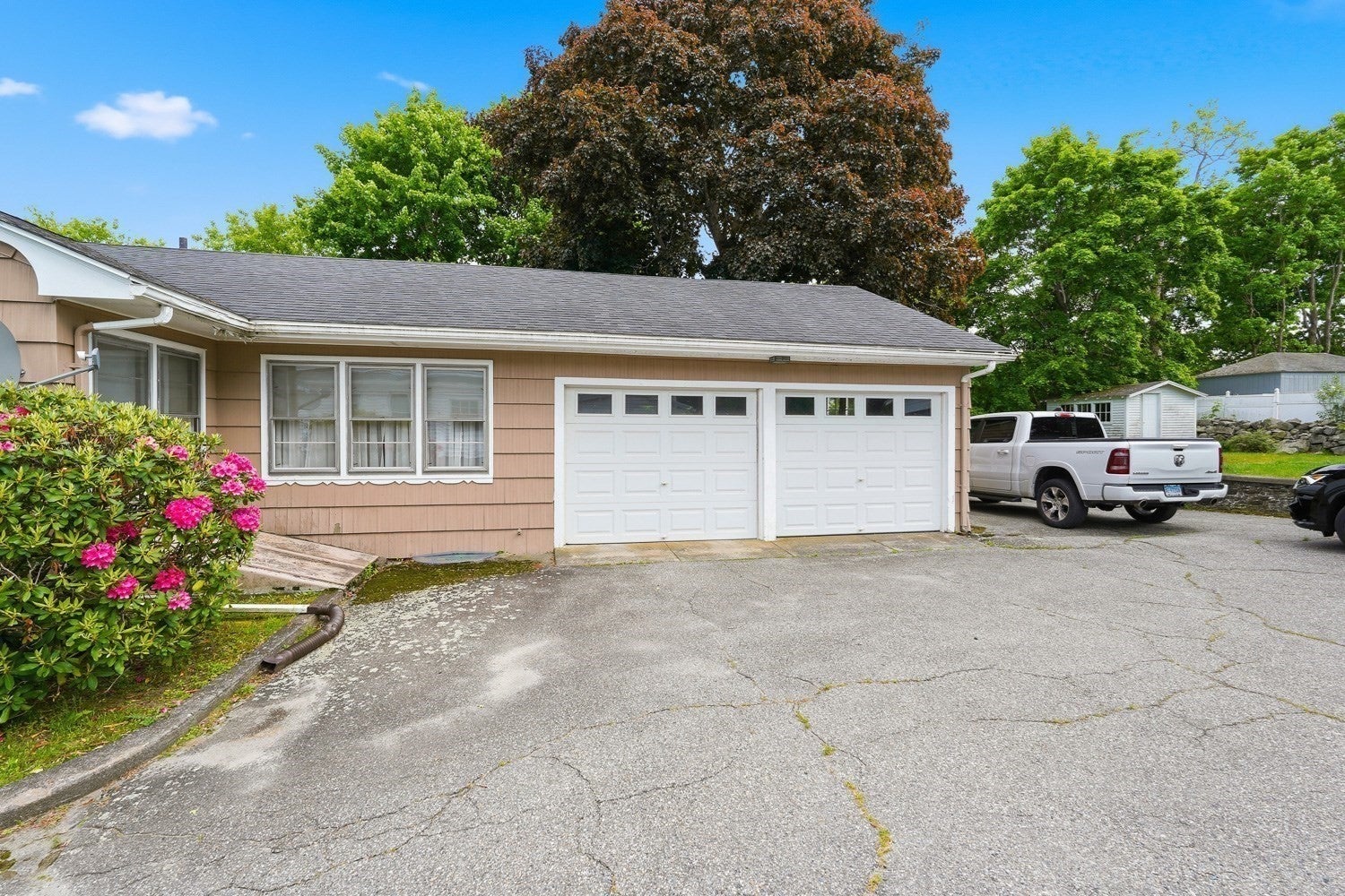 5 Slater ST, Webster, MA Photo #24