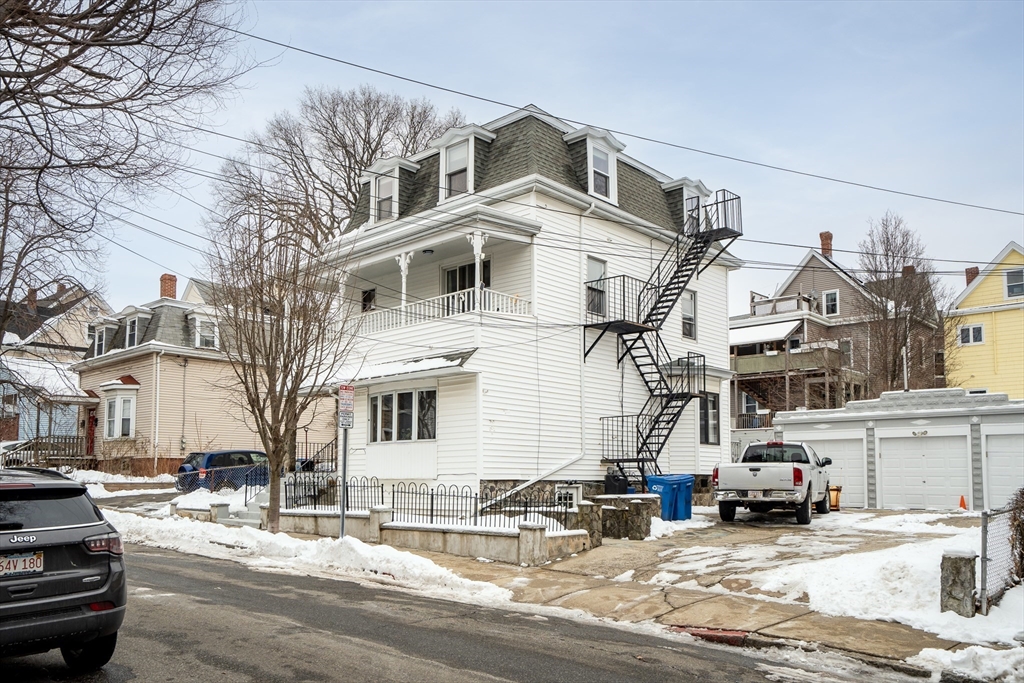 49 Glenwood Rd.