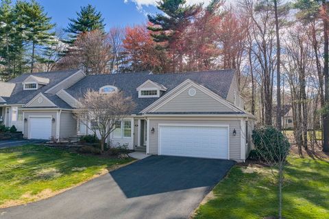 227 Pinehurst Dr 227 East Longmeadow MA 01028