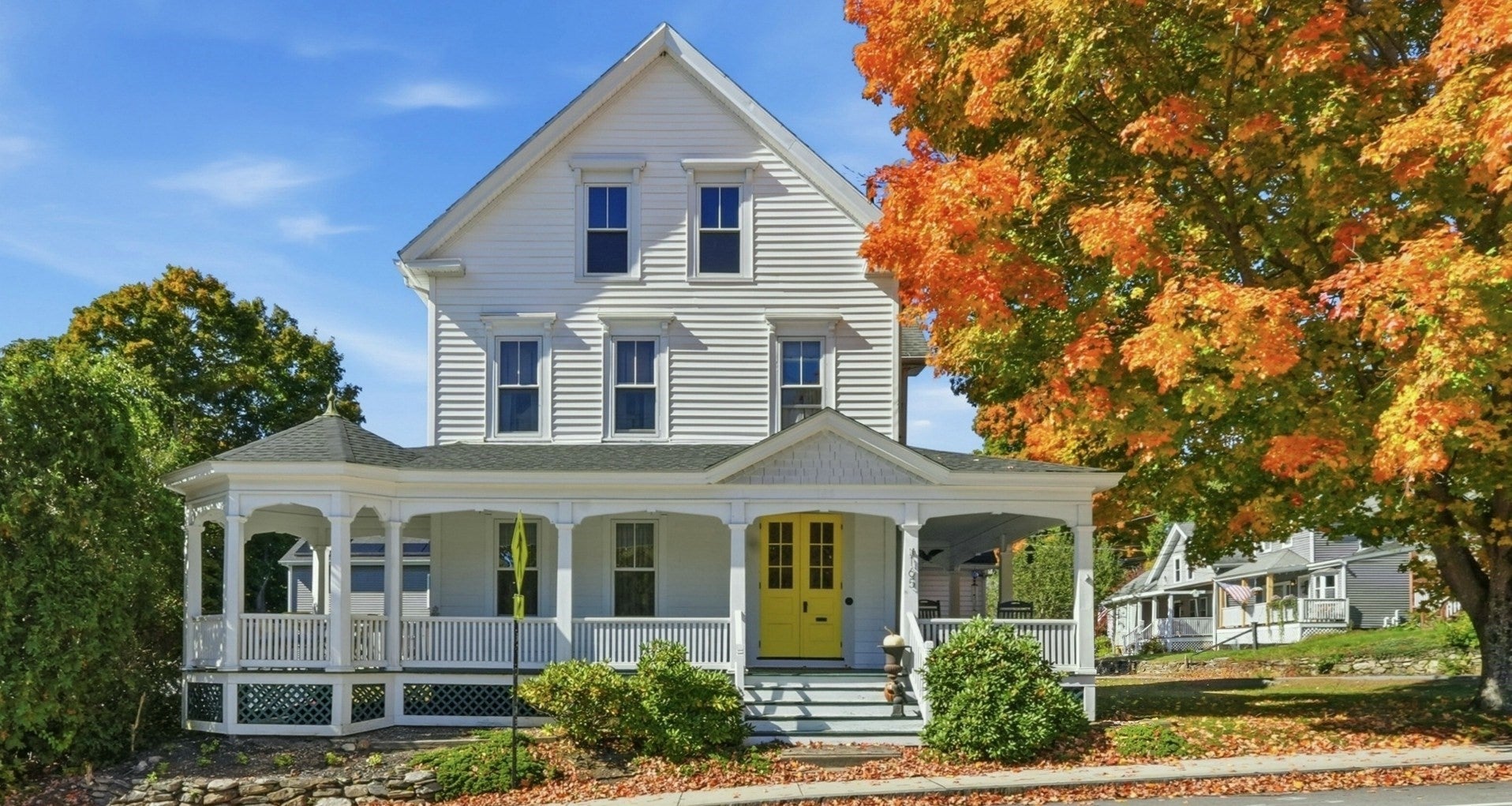 Photo of 165 Holden St, Worcester, MA