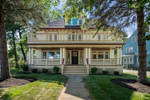 4 Grove St Medford MA 02155