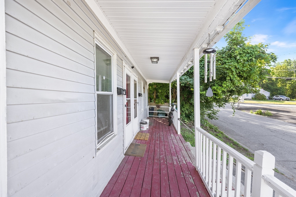 15 Cascade St