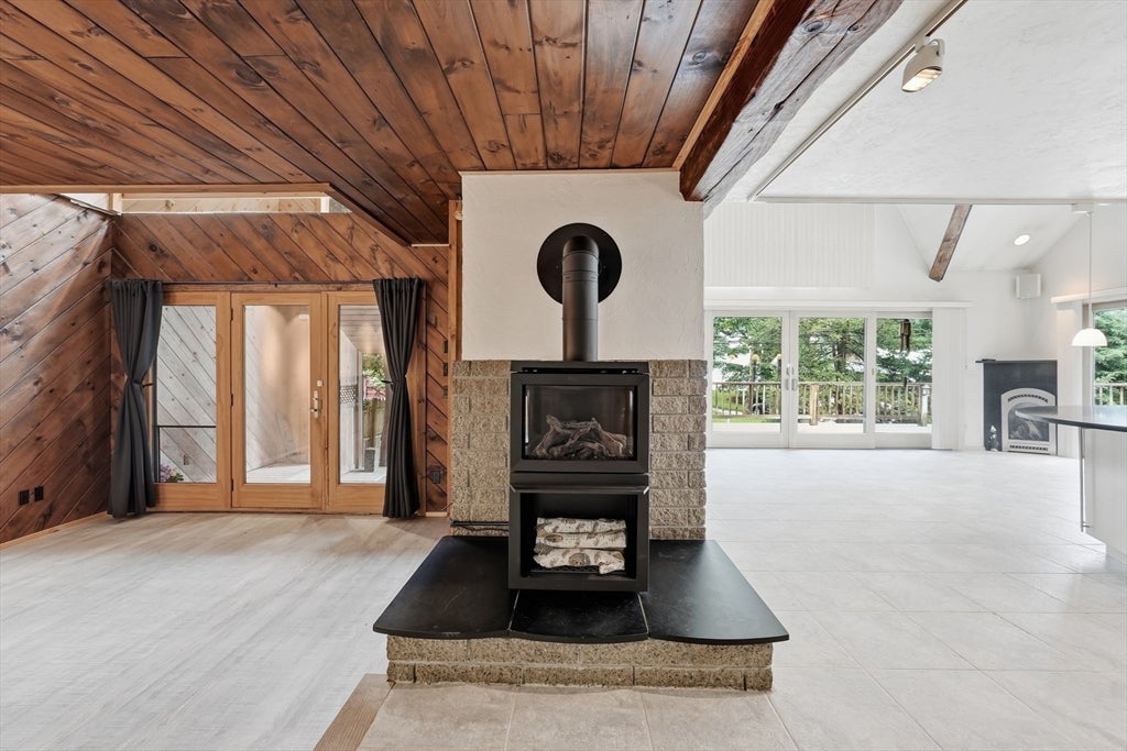 58 Lakeshore Dr Ext, West Brookfield, MA, 58 Lakeshore Dr Ext, West Brookfield, MA Photo #23