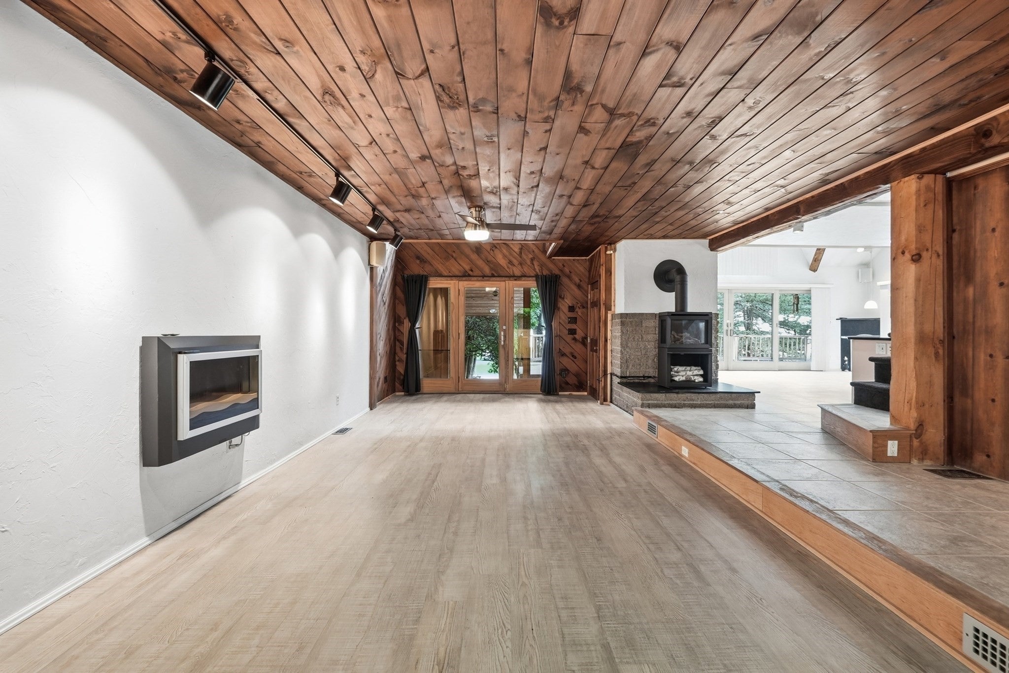 58 Lakeshore Dr Ext, West Brookfield, MA Photo #22