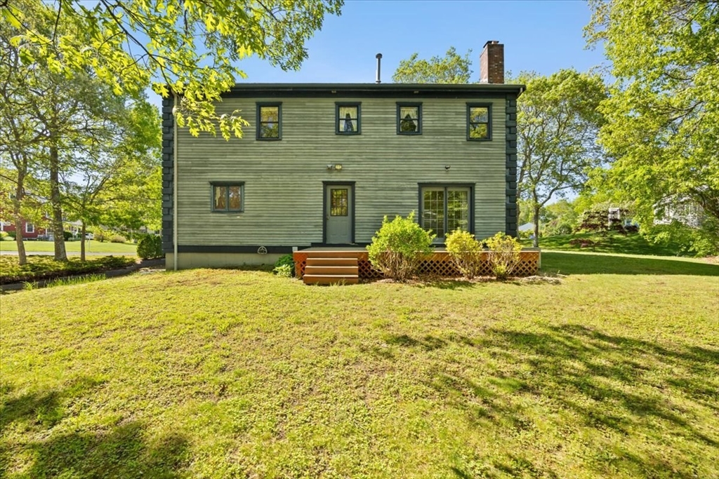 30 Seabreeze Dr