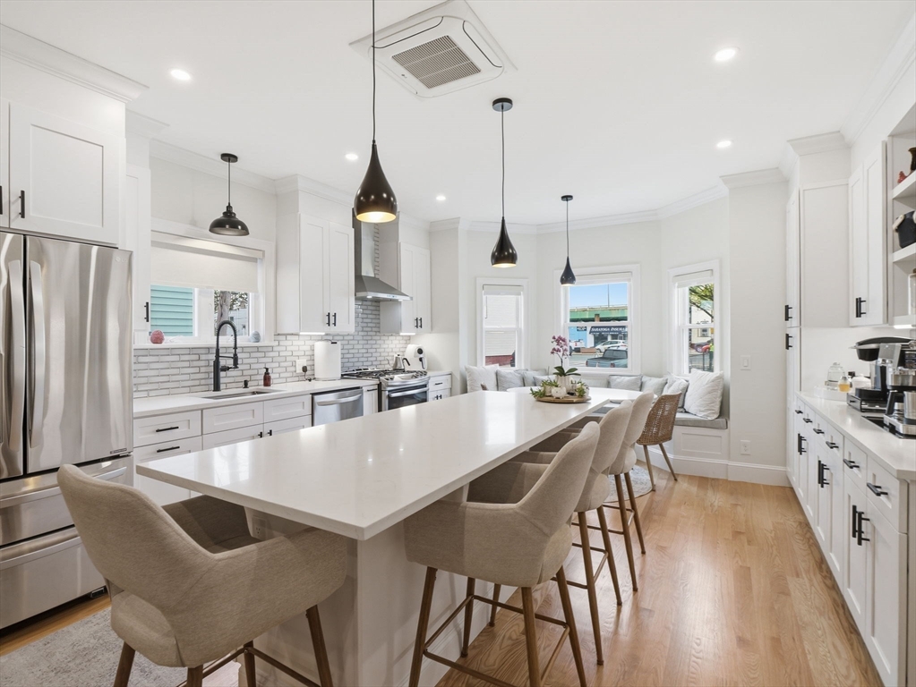 453 Frankfort St, Boston, MA, 453 Frankfort St, Boston, MA Photo #2