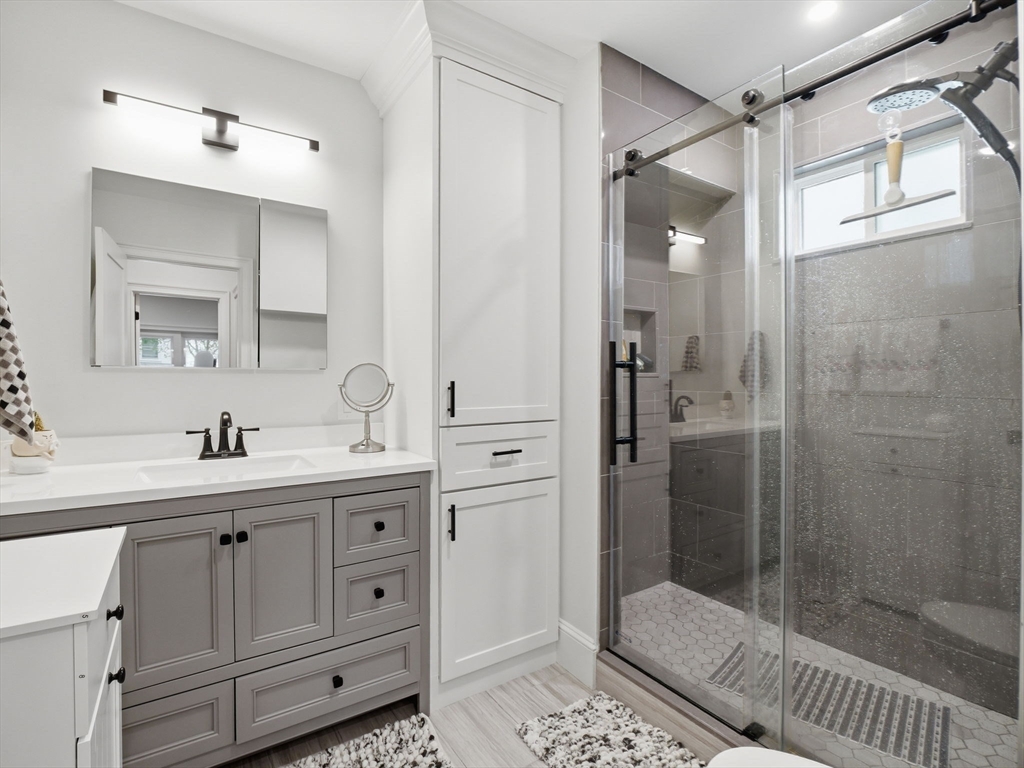 453 Frankfort St, Boston, MA, 453 Frankfort St, Boston, MA Photo #24