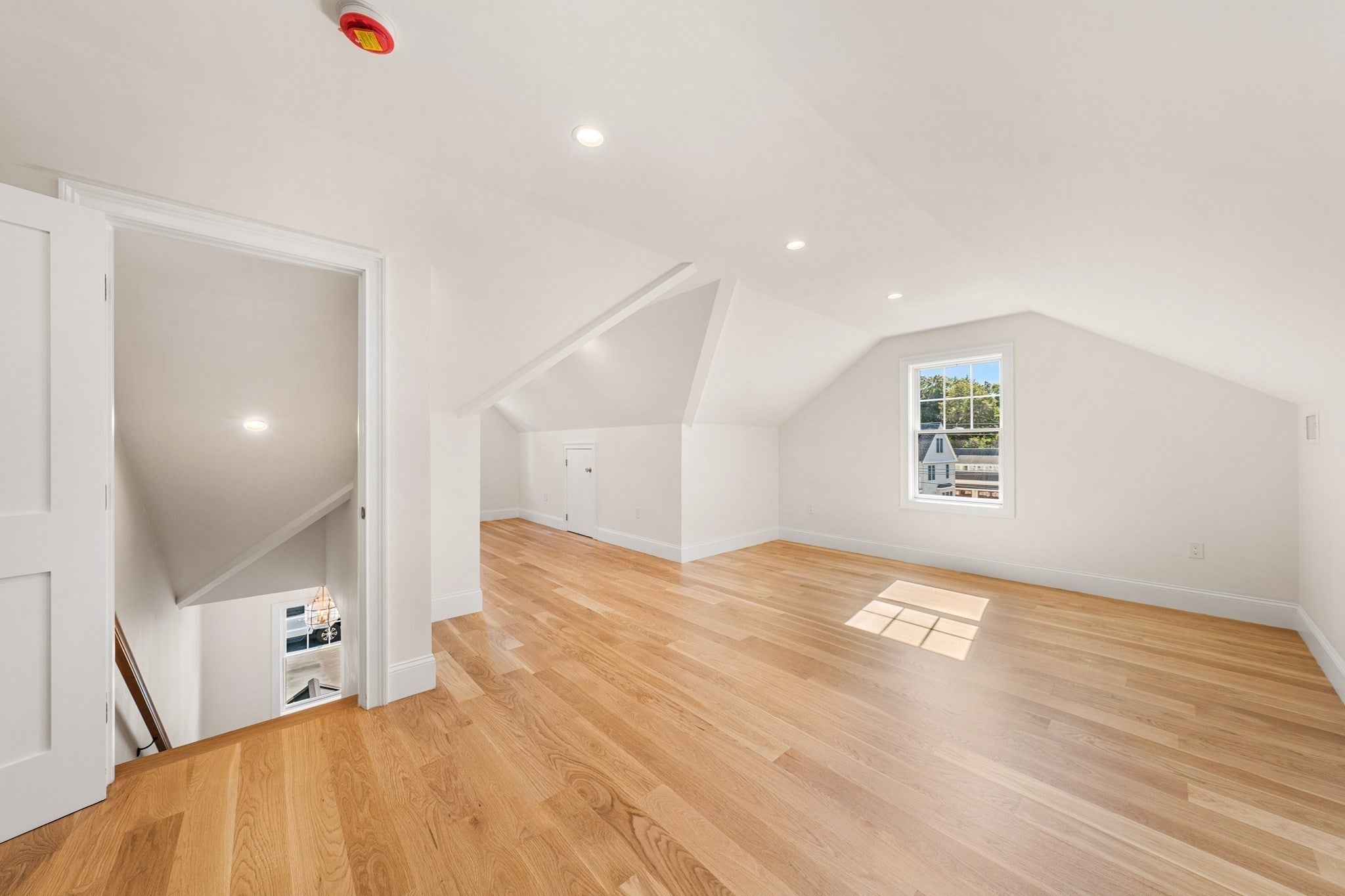 4 Crescent Rd #1, Needham, MA Photo #20