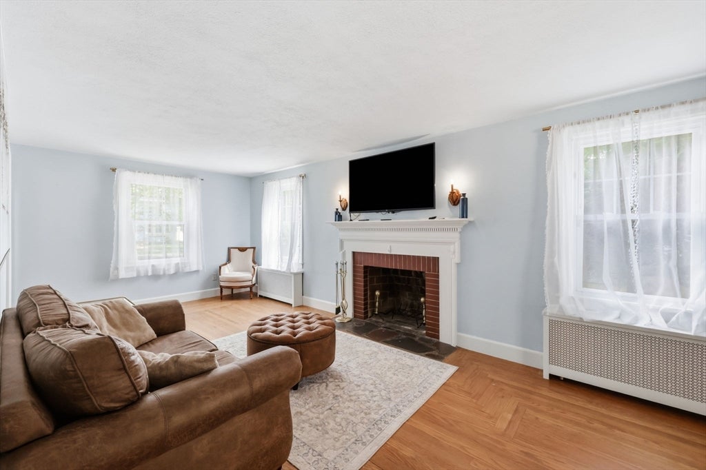 250 Gillette Ave, Springfield, MA, 250 Gillette Ave, Springfield, MA Photo #17