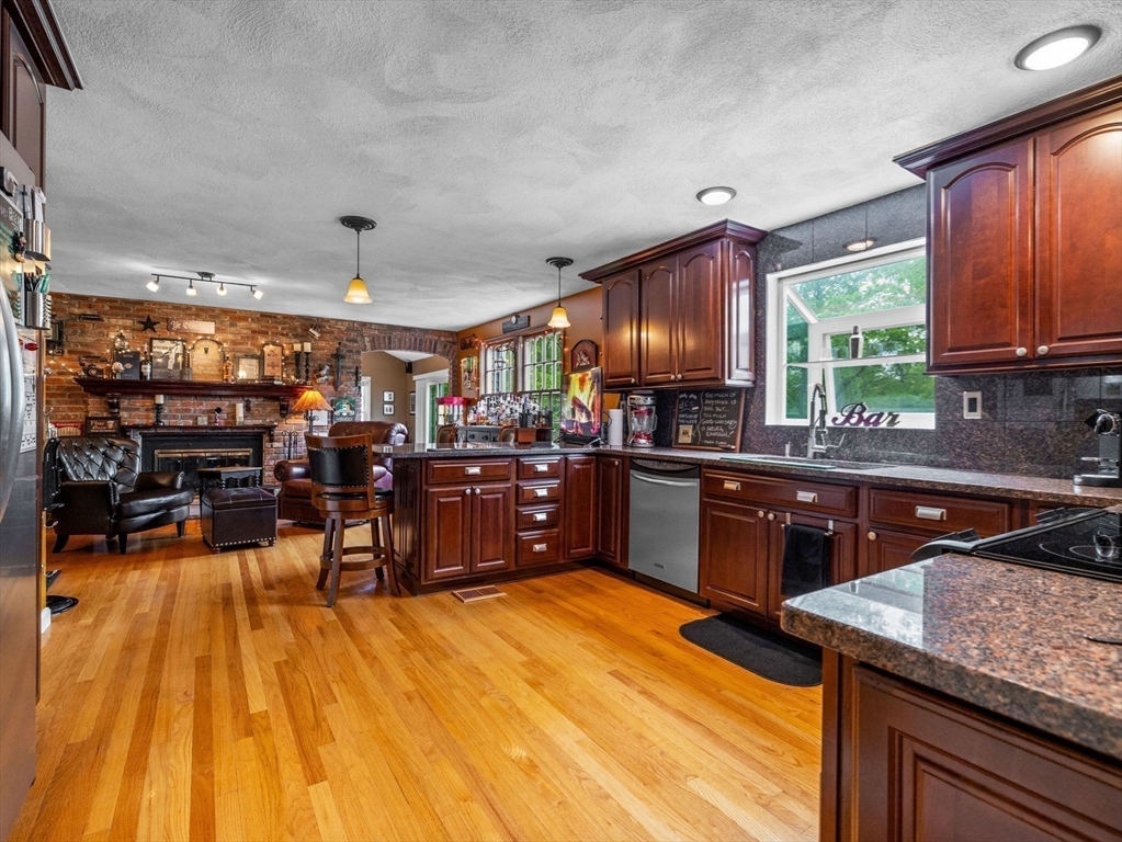 44 Amberwood Drive