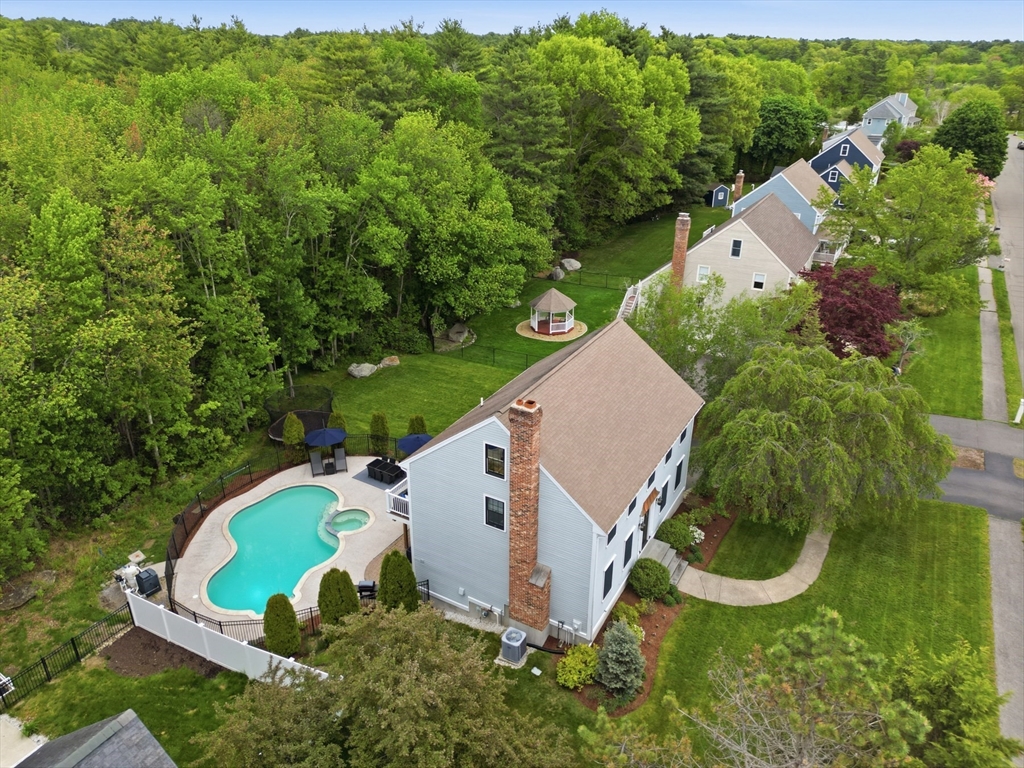 40 Frances Dr