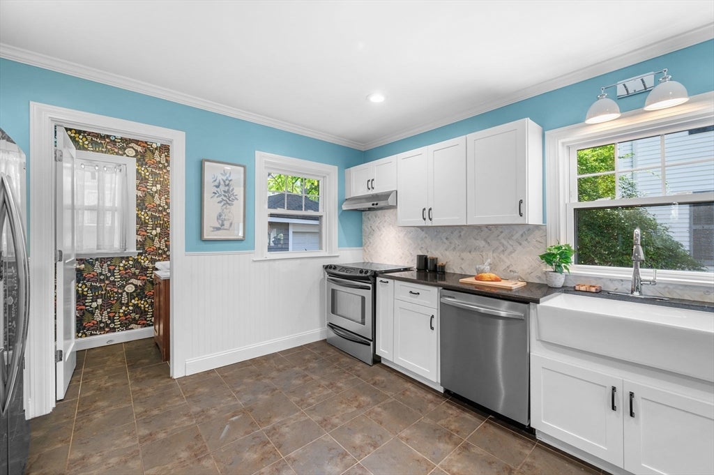 12 Gilbert Street, Waltham, MA Photo #10