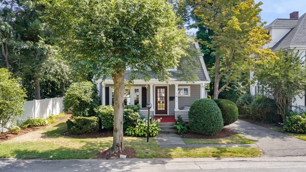 12 Gilbert Street