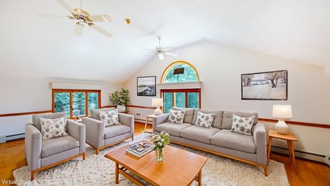 22 Starview Dr Sudbury MA 01776