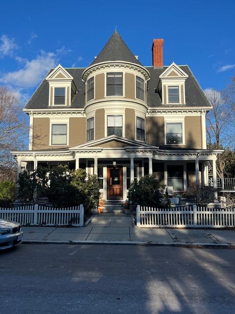 11 Revere Street 6 Boston MA 02130