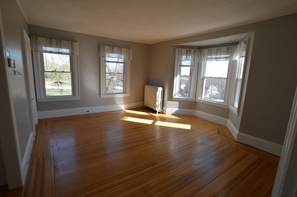 57 Lindall St 2