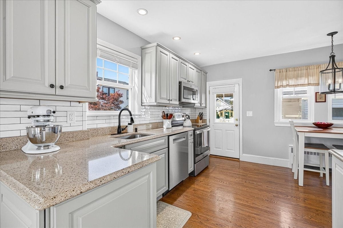 8 Sunnyside Rd, Quincy, MA, 8 Sunnyside Rd, Quincy, MA Photo #10