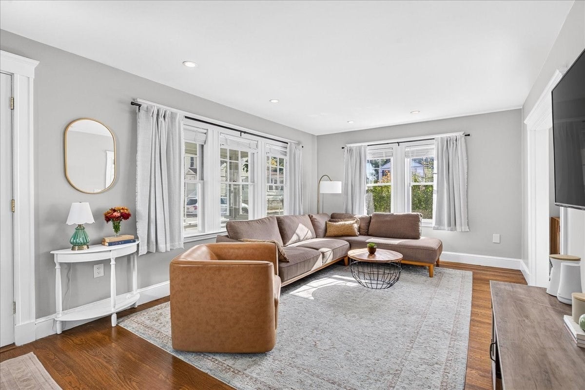 8 Sunnyside Rd, Quincy, MA, 8 Sunnyside Rd, Quincy, MA Photo #14