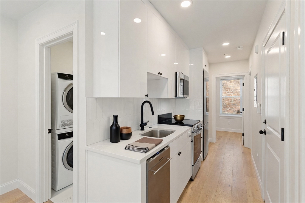 19 Bartlett Place 3