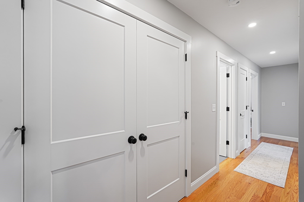309 Pine Street, Tewksbury, MA Photo #18