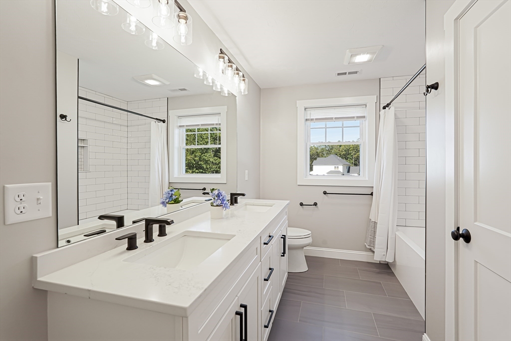 309 Pine Street, Tewksbury, MA Photo #19