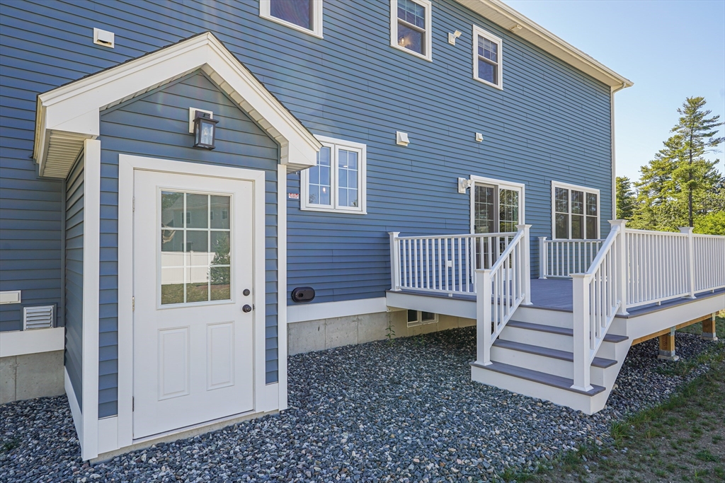 309 Pine Street, Tewksbury, MA Photo #9