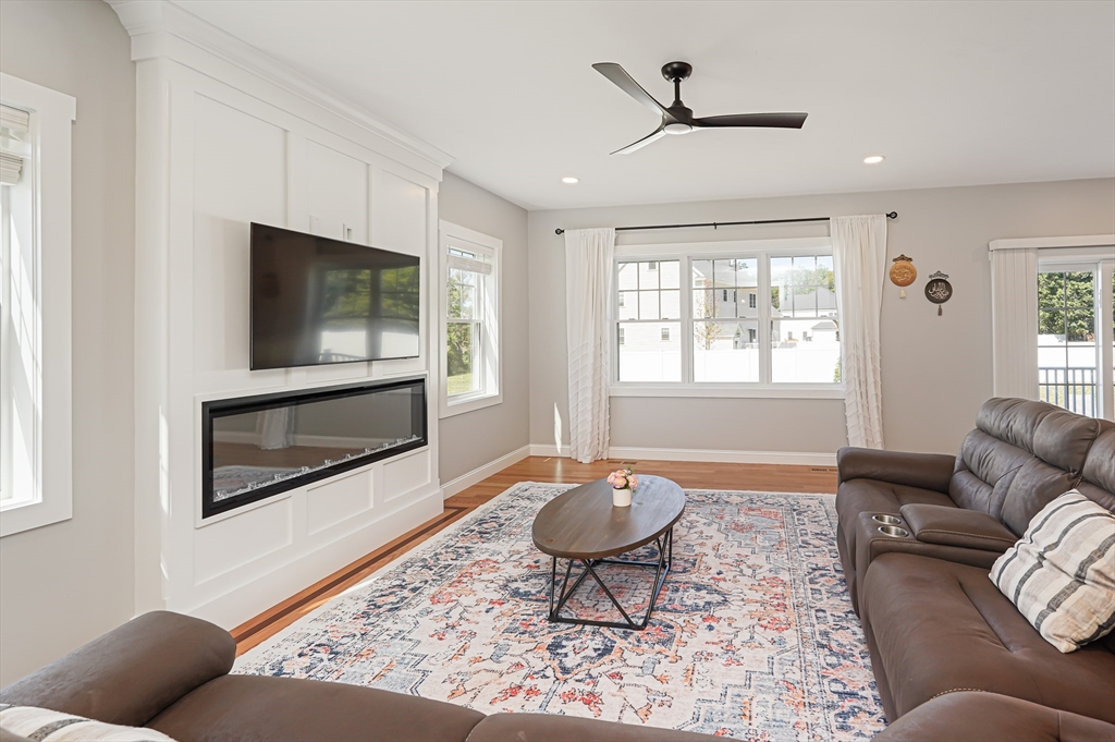 309 Pine Street, Tewksbury, MA Photo #27