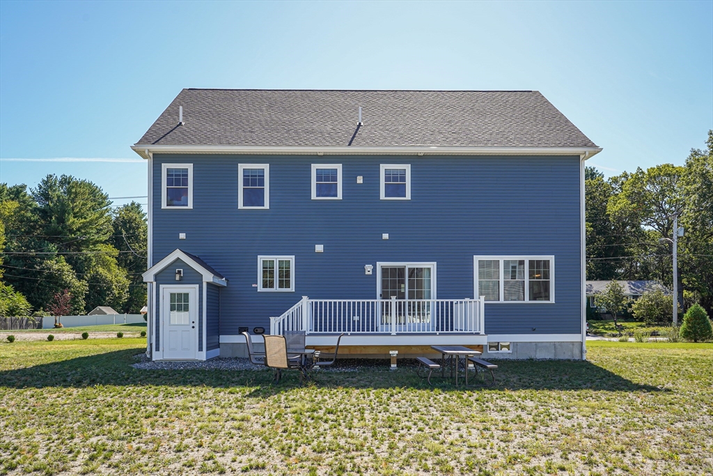 309 Pine Street, Tewksbury, MA Photo #8