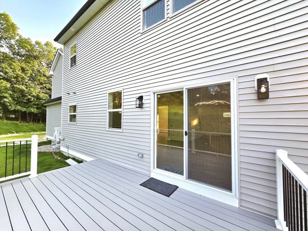 6 Eagleton St