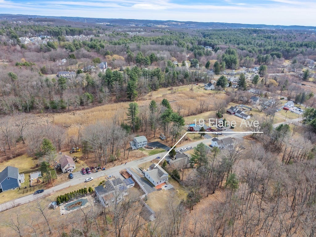 19 Elane AVE, Methuen, MA Photo #2