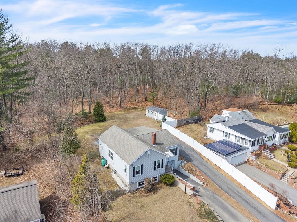 19 Elane AVE, Methuen, MA Photo #5