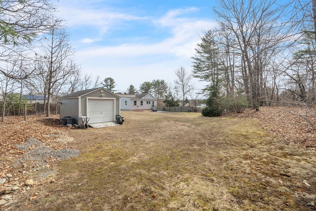 19 Elane AVE, Methuen, MA Photo #6