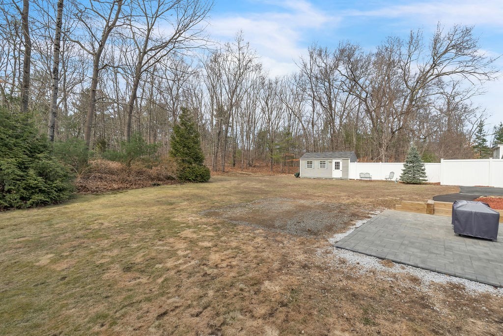 19 Elane AVE, Methuen, MA Photo #11