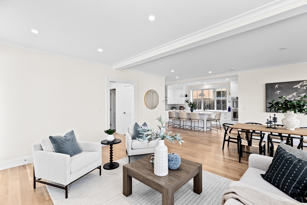 32 Kingsbury A