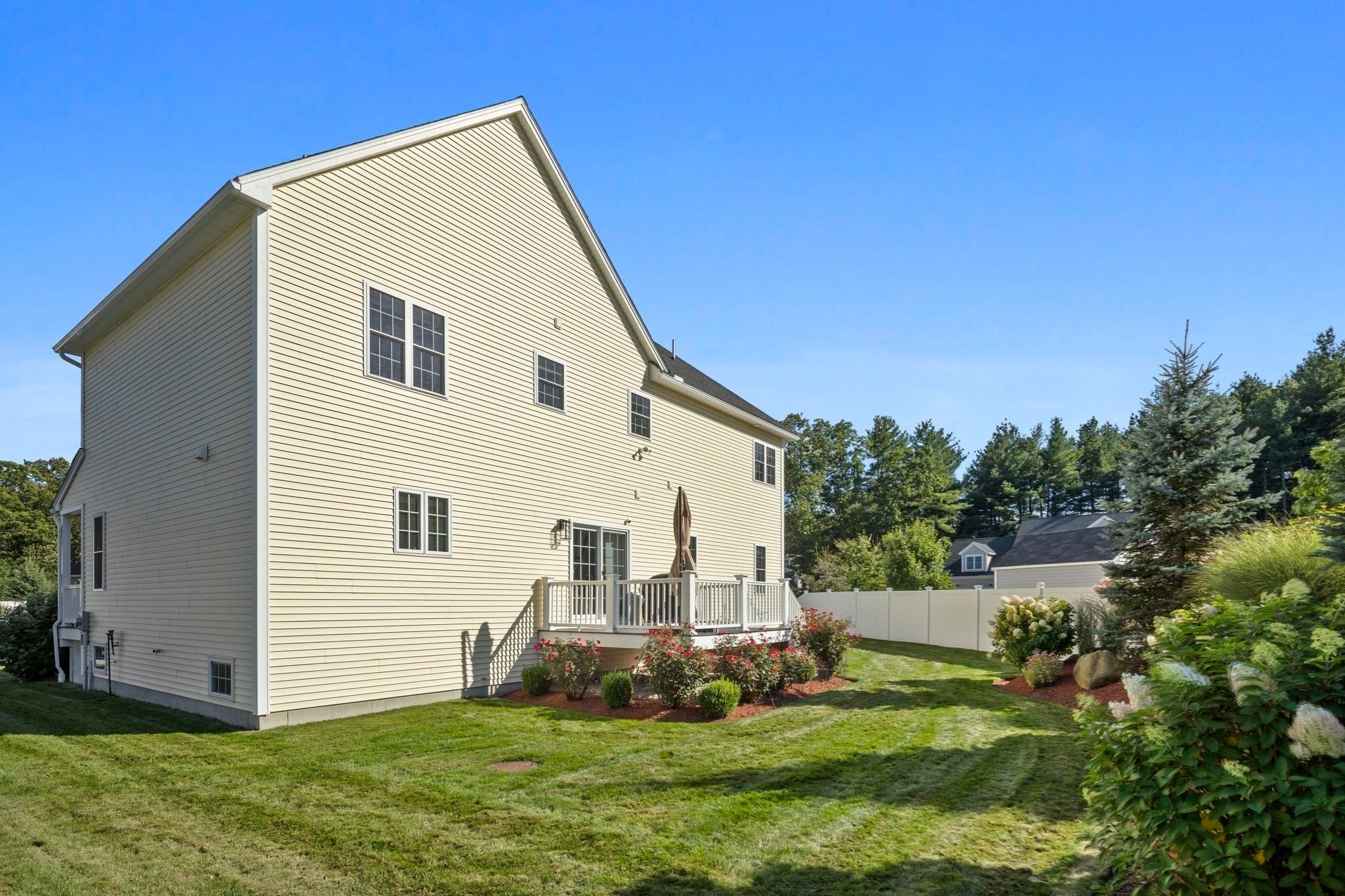2 Edward Dr, Littleton, MA Photo #36