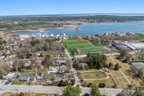 468 Mill St Marion MA 02738