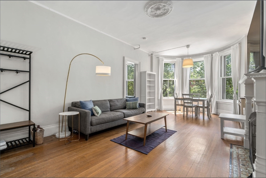 377 Commonwealth Ave. 31