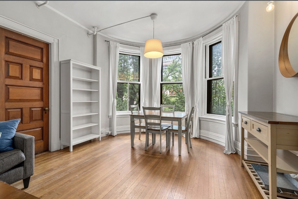 377 Commonwealth Ave. 31