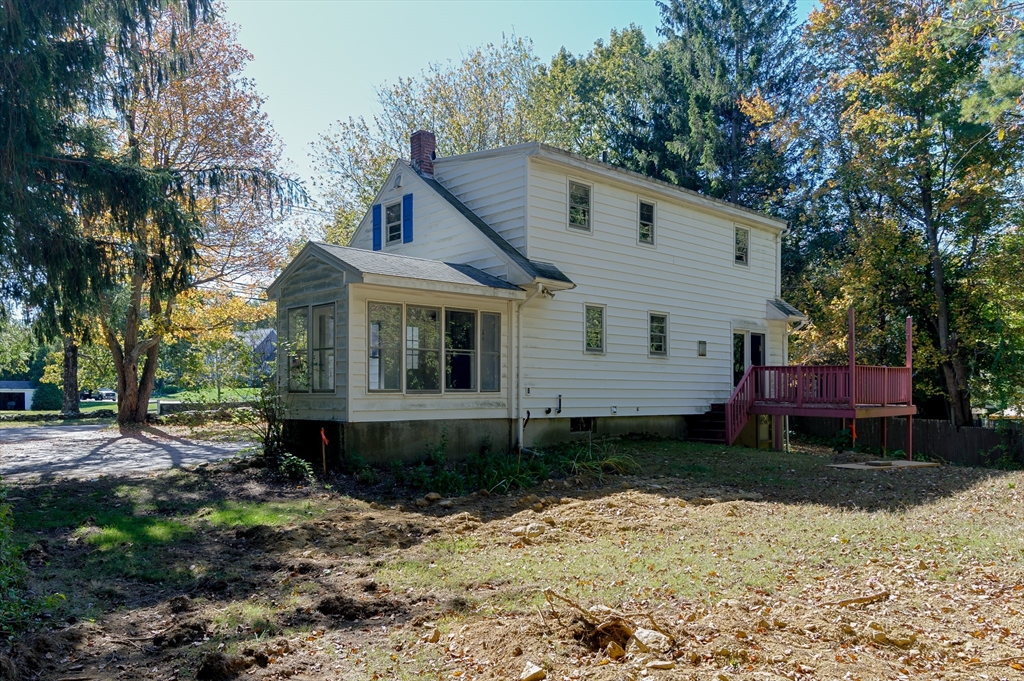 122 West St