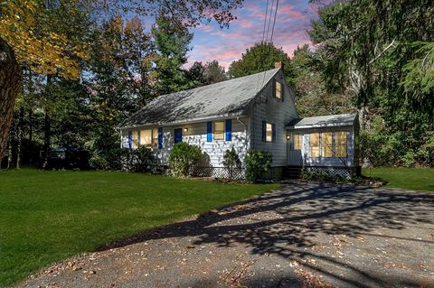 122 West St Paxton MA 01612