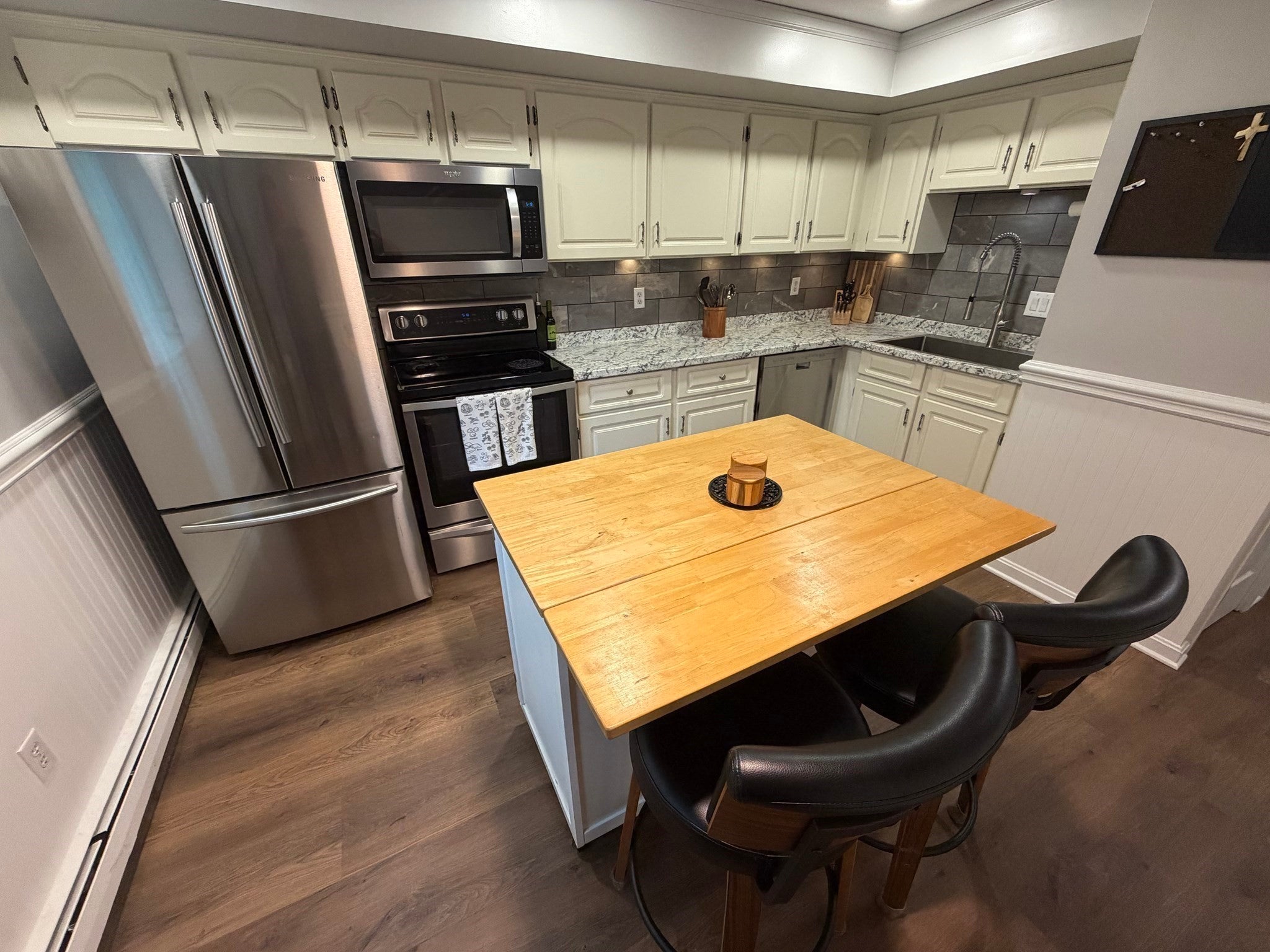 19 Chapel Hill Dr #1, Plymouth, MA Photo #2