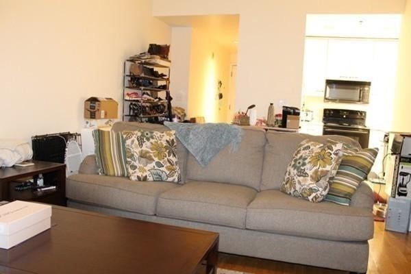 416 Marlborough 204