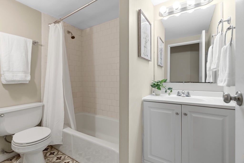 573 Broad St #135, Weymouth, MA, 573 Broad St #135, Weymouth, MA Photo #13