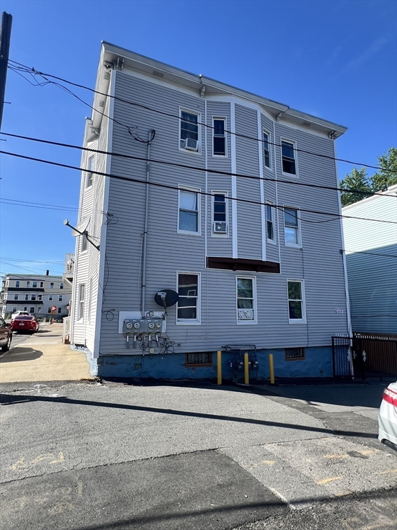 87-89 Margin St
