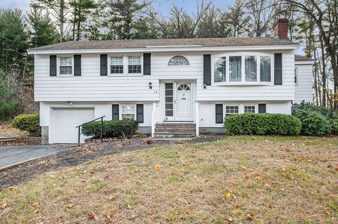 14 Regis Rd Tewksbury MA 01876