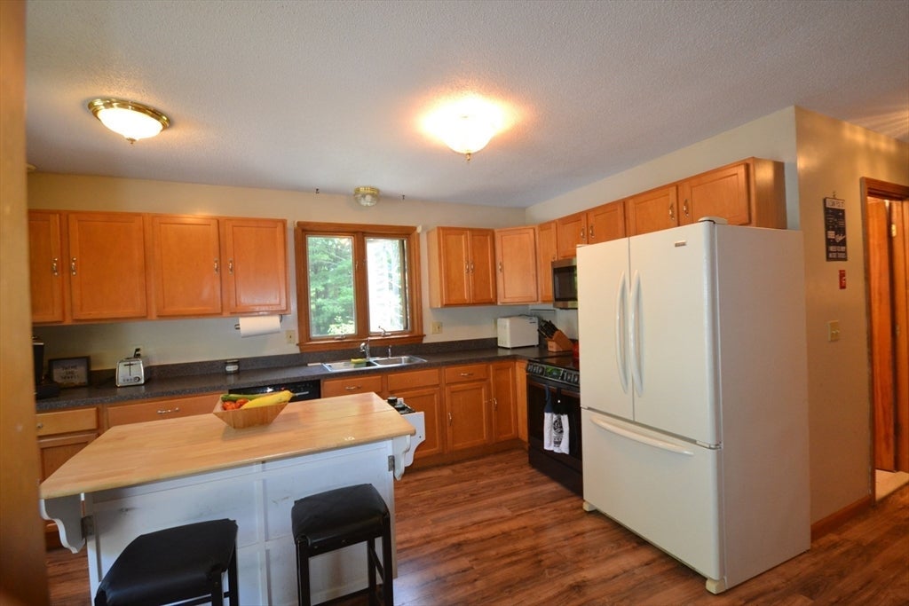 334 Stafford Rd, Monson, MA, 334 Stafford Rd, Monson, MA Photo #7
